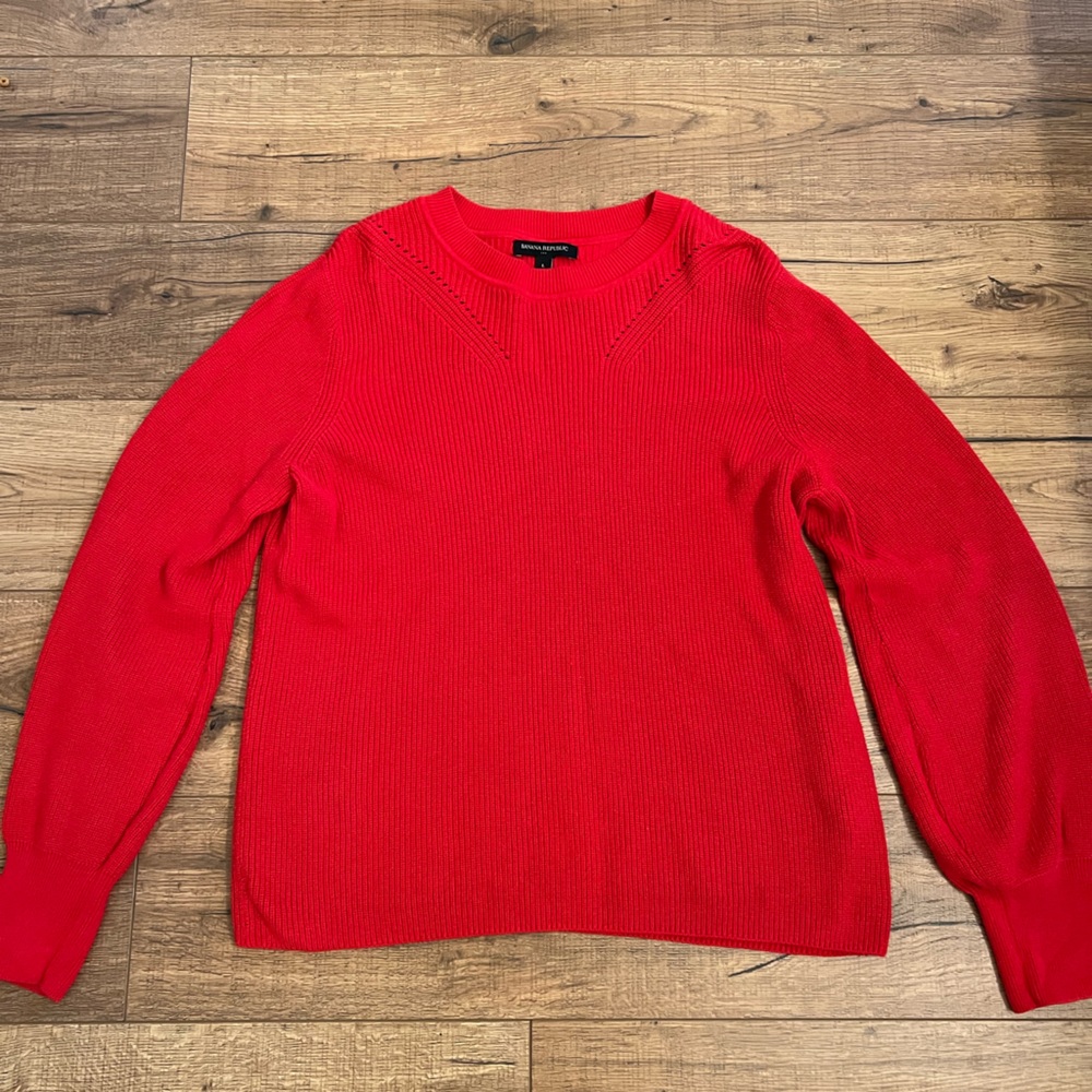 Large Banana republic knit sweater red